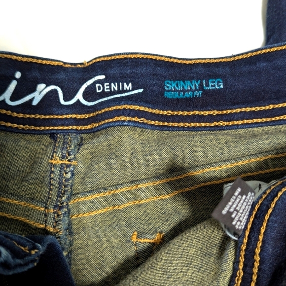 Classic INC Skinny Leg Regular Fit Women's Blue Jeans w/ Stretch - Picture 5 of 10